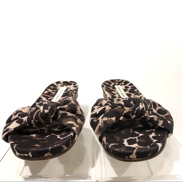 Veronica Beard Sandals Etra Knotted Leopard Flat Mule Sandals Slippers Sz 6.5 - Picture 3 of 11